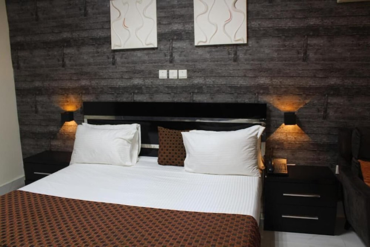Oxygen Orbis Hotel
