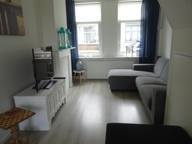 2 Bedrooms Cottage