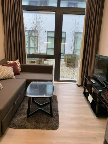 Luxury One Bed Apartment With Parking