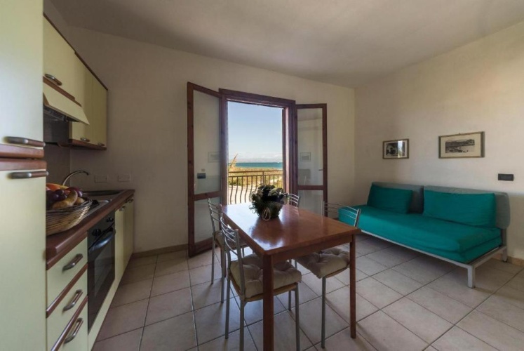 Apartment with balcony