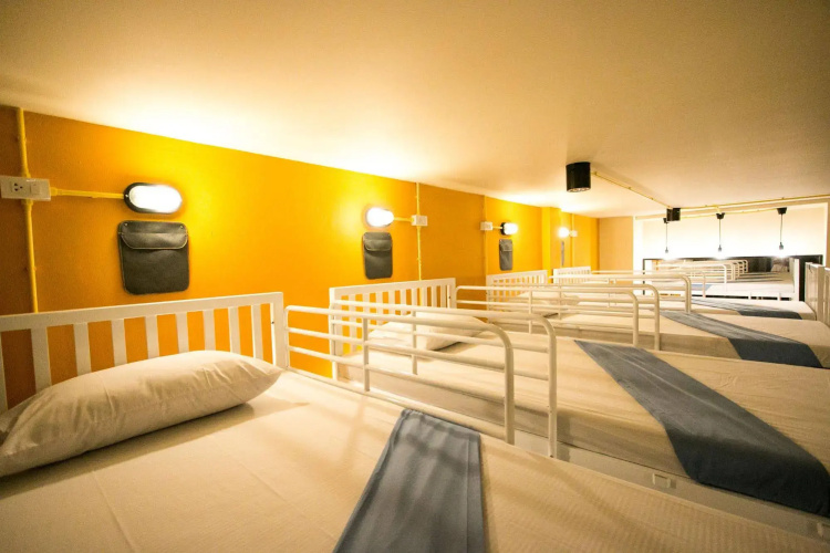 Backpack House Hostel