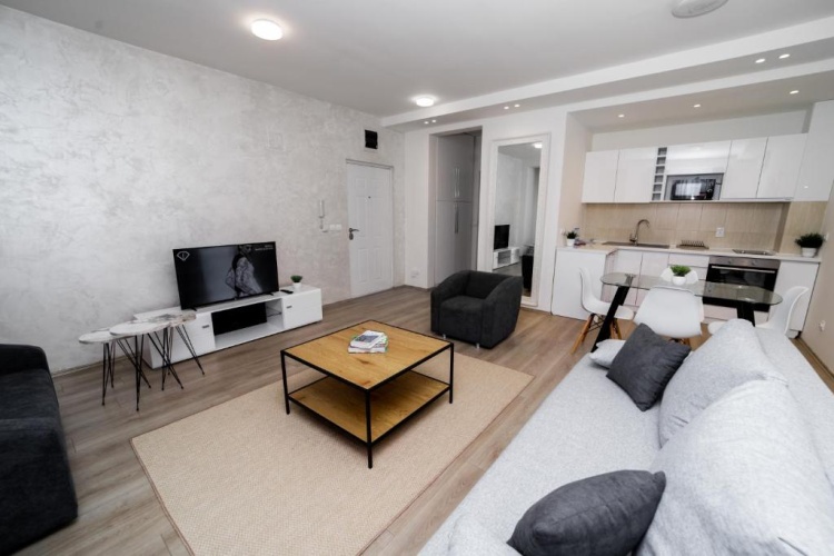 Superior Apartment