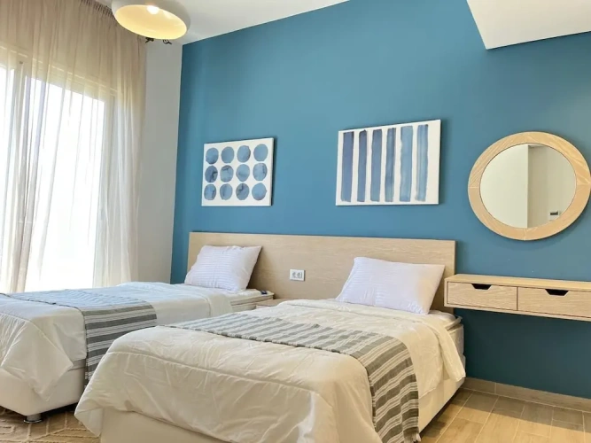 3 Bedrooms Chalet with sea view