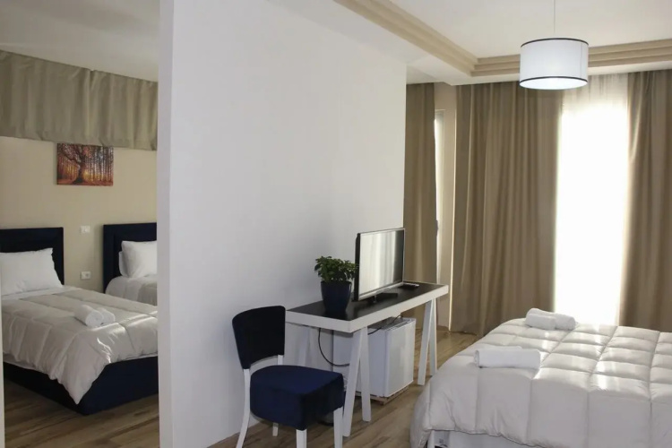 Sunrise Hotel