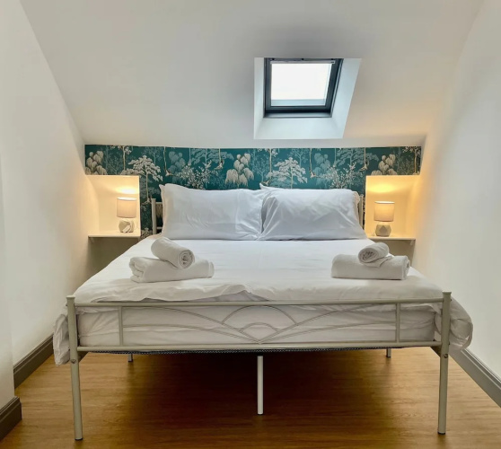 LilyRose Hotel