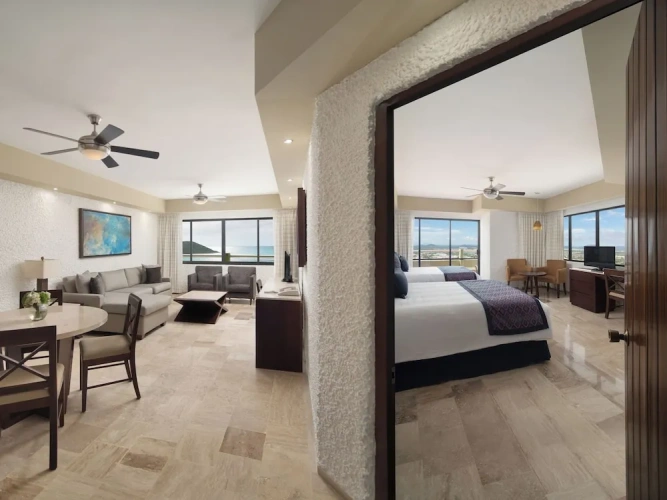 1 Bedroom Suite with balcony