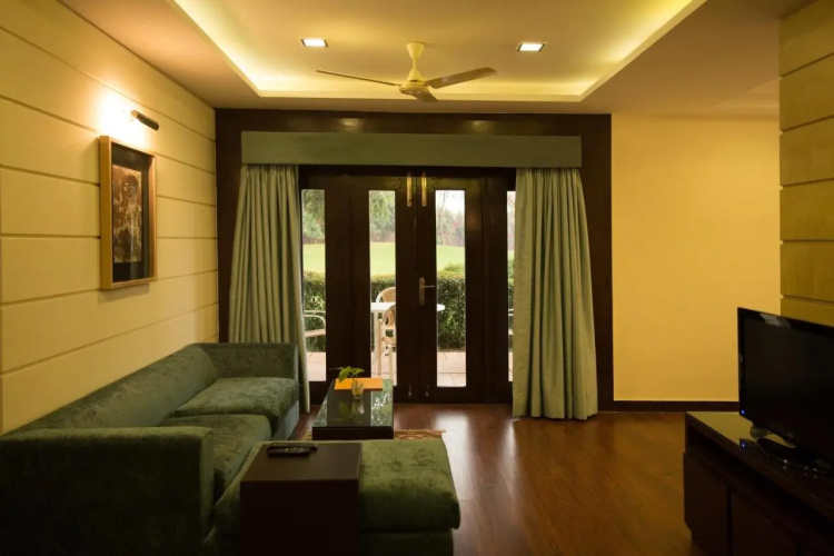 Lemon Tree Hotel, Tarudhan Valley, Manesar