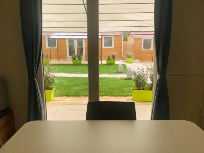 2 Bedrooms Chalet