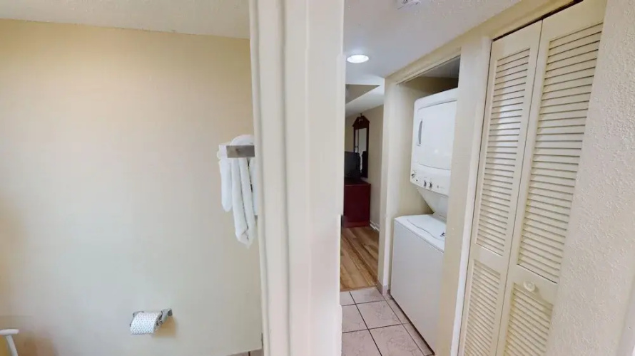 Atlantica 455 1 Bedroom Condo