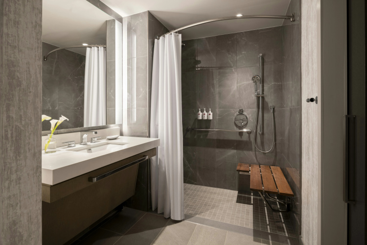 Loews Arlington photo 9