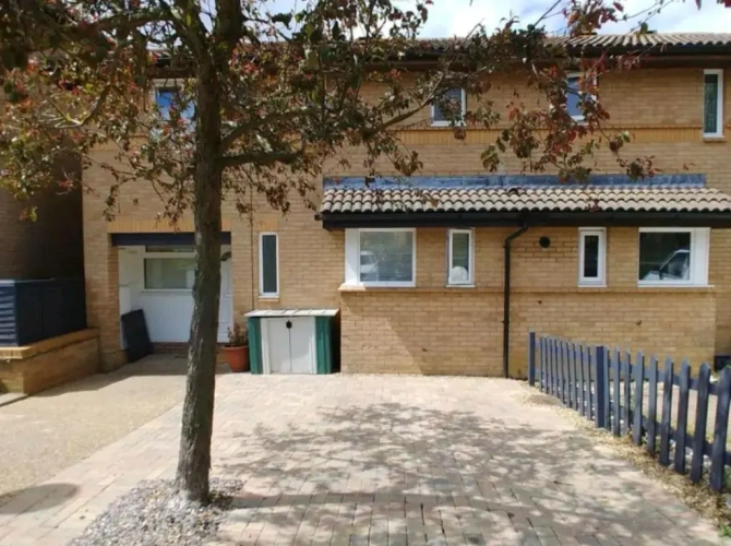 1 Bedroom Apartment