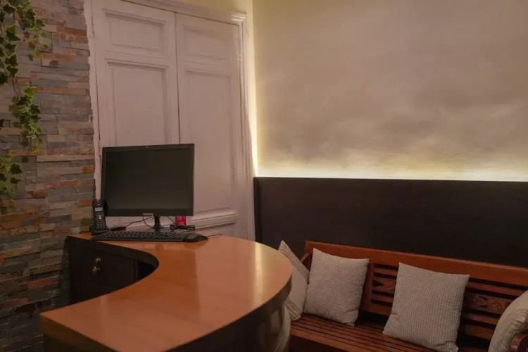 Hostal New go Inn