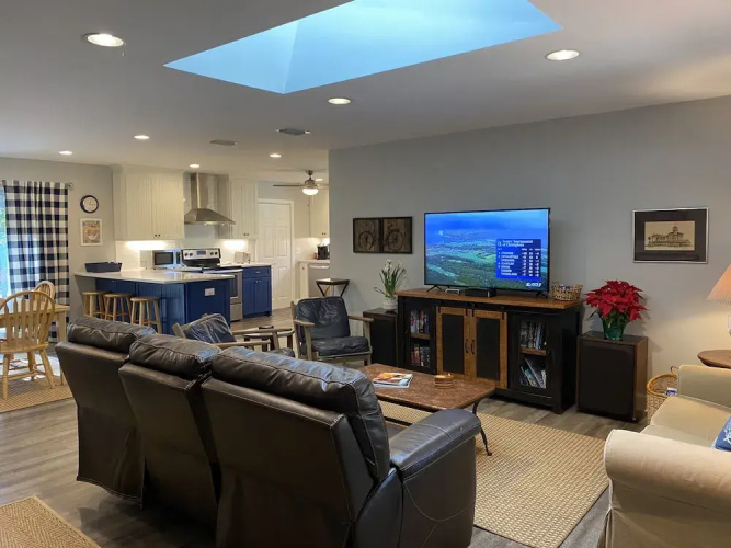 Casa Bella by Jekyll Realty