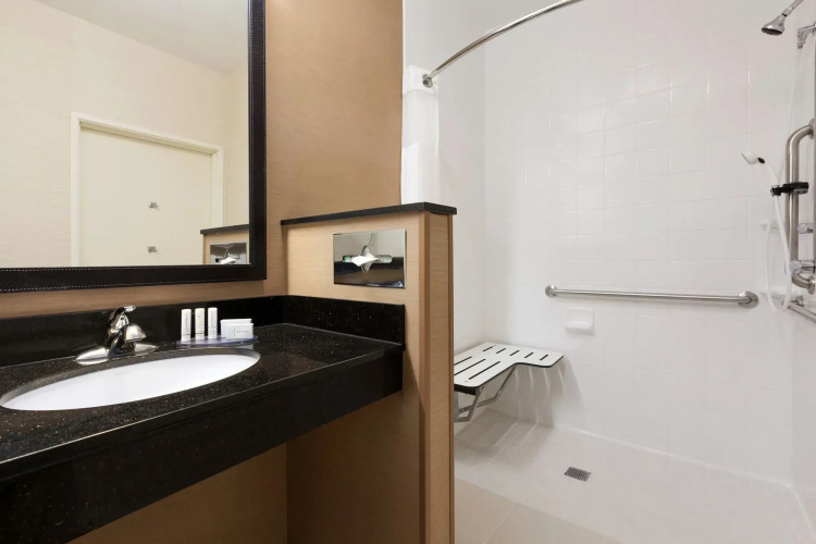 Fairfield Inn & Suites Omaha East/Council Bluffs, IA