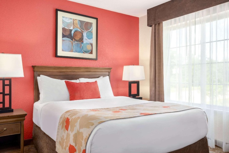 Deluxe Double Suite