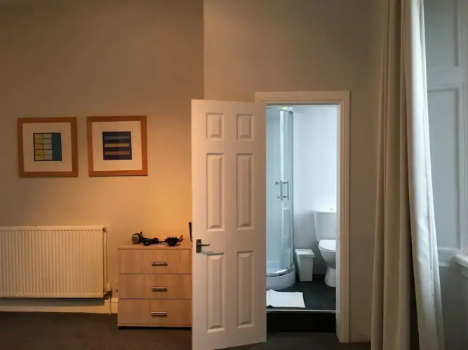 Bellahouston View Apartment