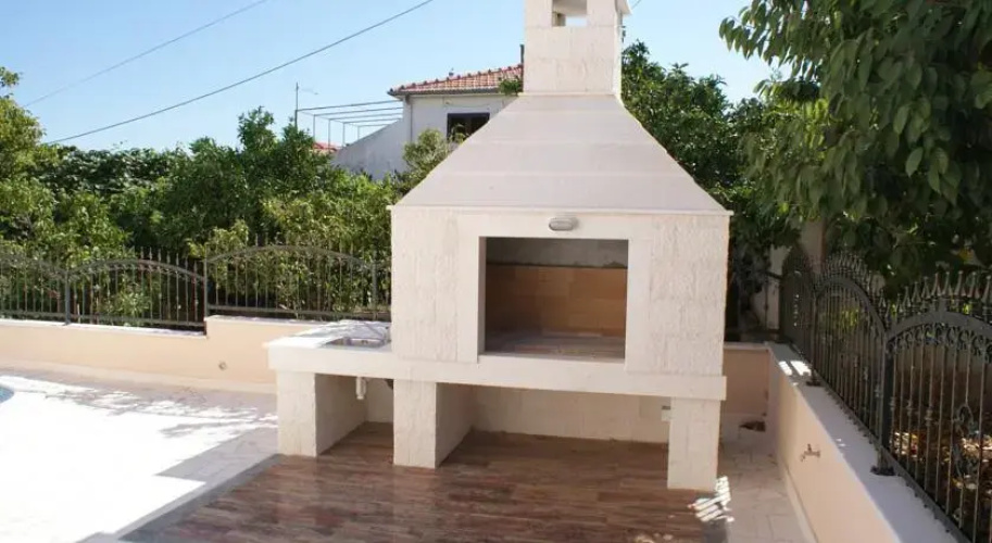 Avema Apartment
