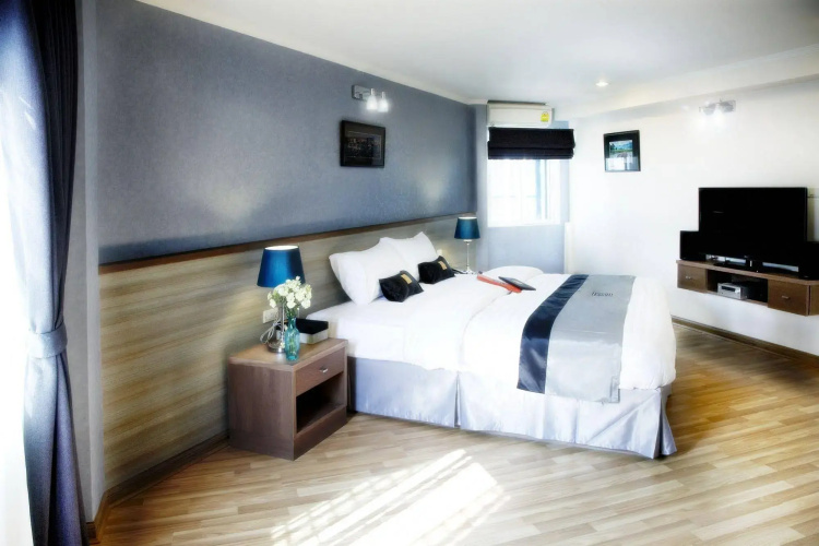 Poste 43 Residence