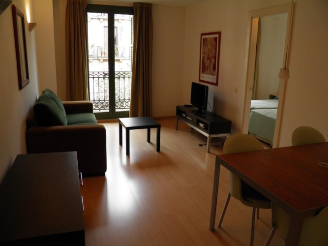 1 Bedroom Apartment with balcony