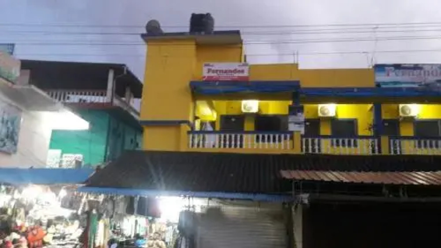 Fernandes Guest House
