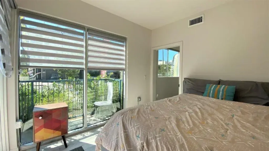3 Bedrooms Apartment