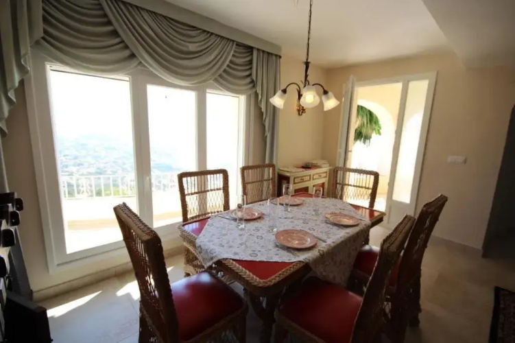 Villa Maryvilla 2808