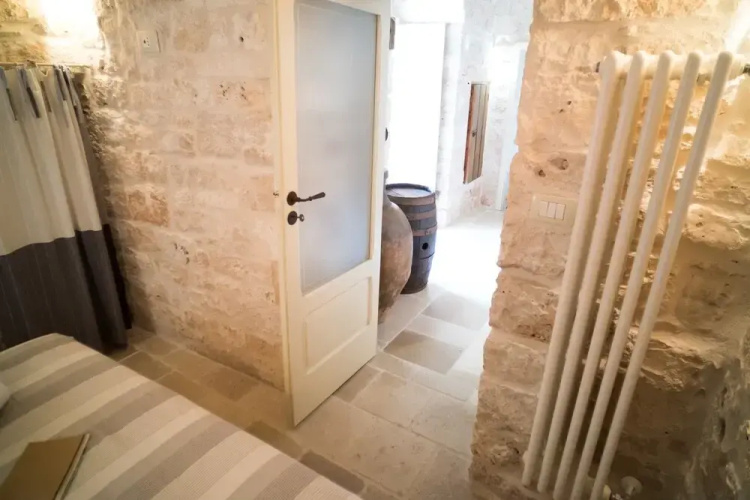 Trullo Bosco Selva Fasano by Typney