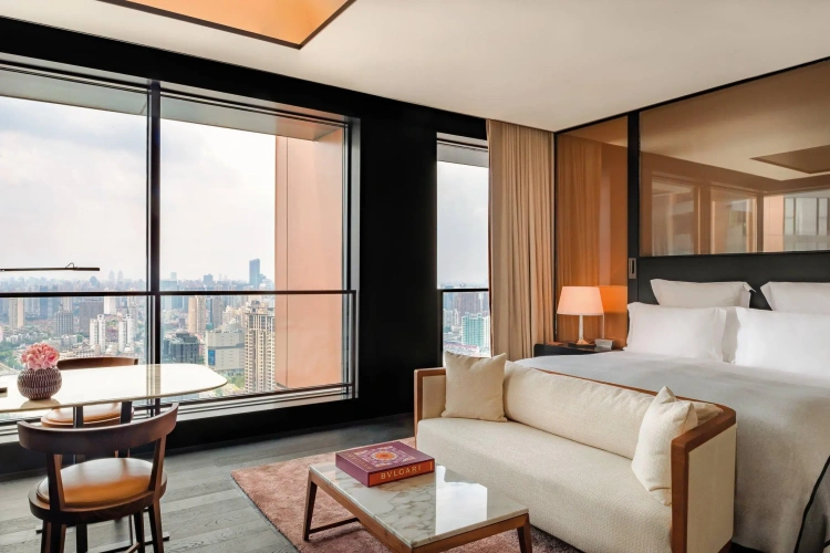 Superior Double room with city view