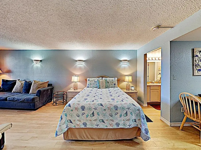 121 Sea Breeze - Smooth Sailing by RedAwning