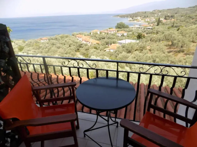 Apartment with balcony