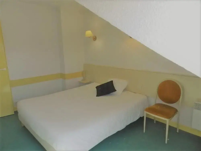 Les Provinciales Hotel & Restaurent