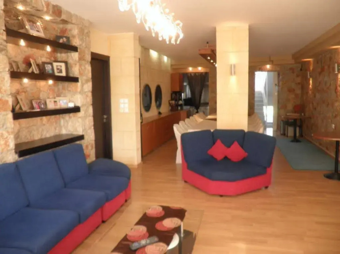 Kostas Studios