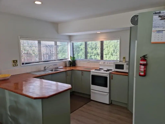 3 Bedrooms Cottage