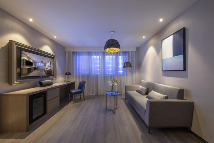 Suite