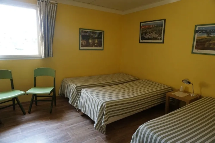 Economy Quadruple room