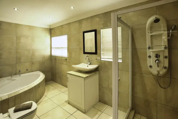 10 Galico House Self catering
