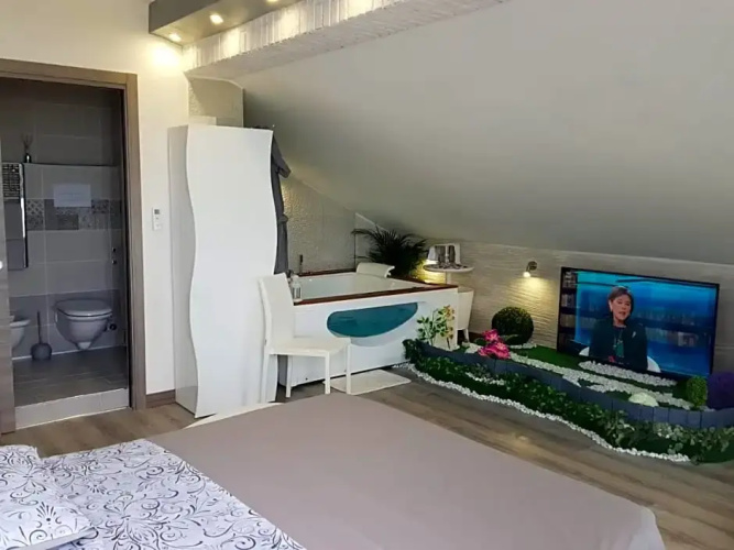 Albysuite Bed  Breakfast