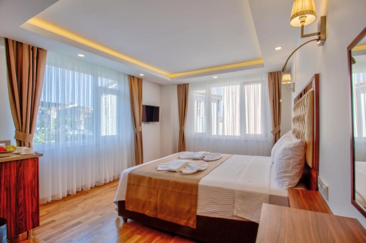 Deluxe Triple room