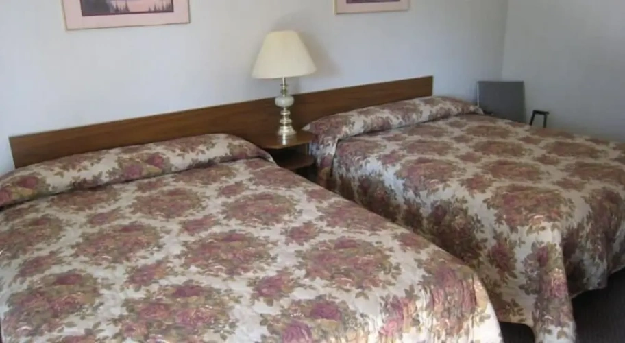 Economy Quadruple room