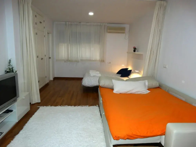 Laportilla Apartments by JITKey
