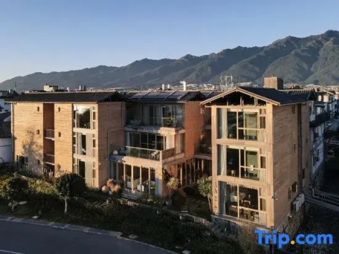 Wuwei Puruo Lake View Hotel