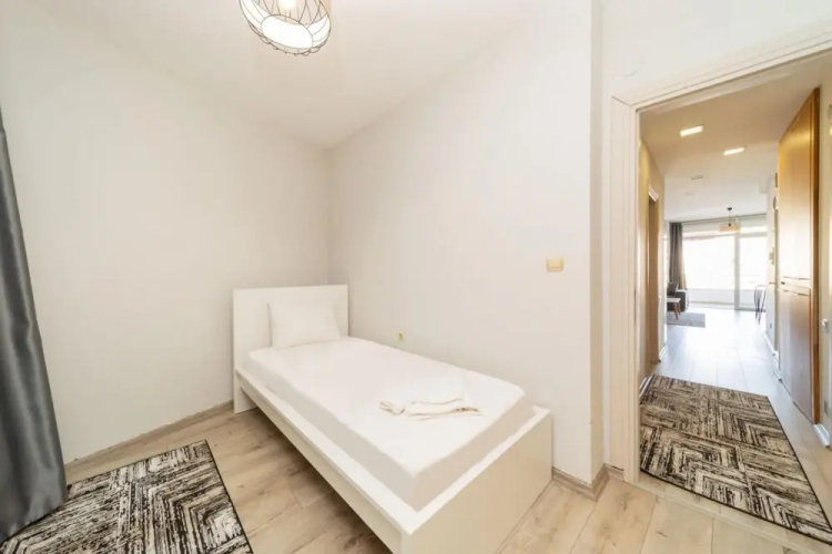 Flat Close to Konyaalti Beach With Sea View