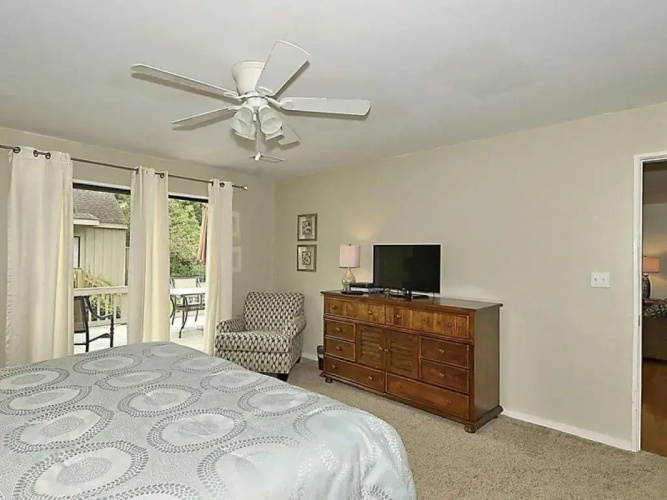 604 Queens Grant