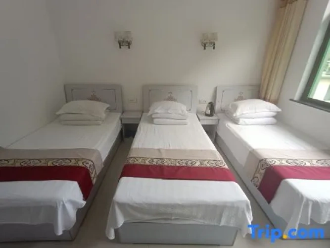 Luxury Triple room