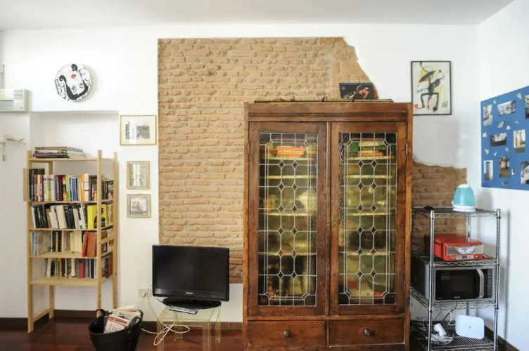 Garibaldi Apartment