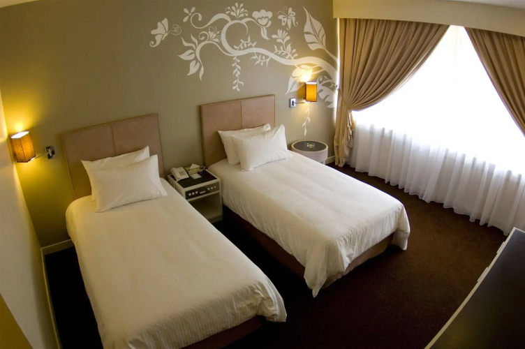 The 5 Elements Hotel