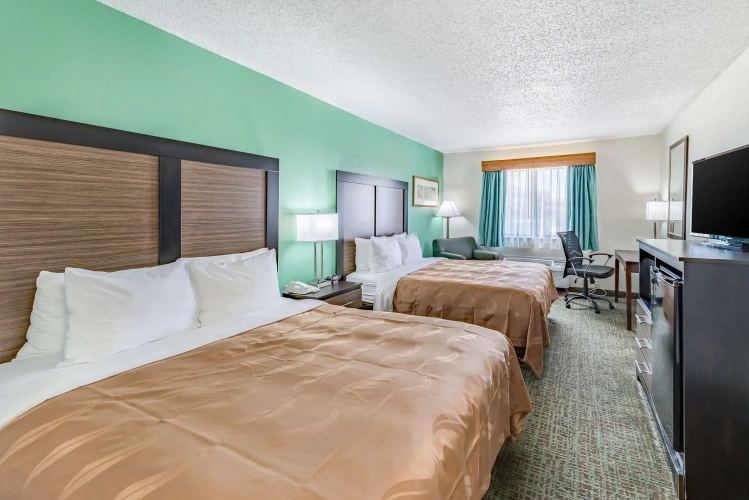 Standard Quadruple room