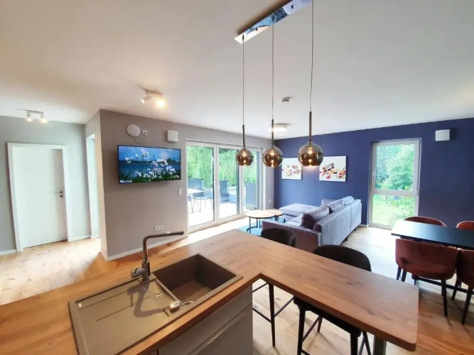2 Bedrooms Apartment