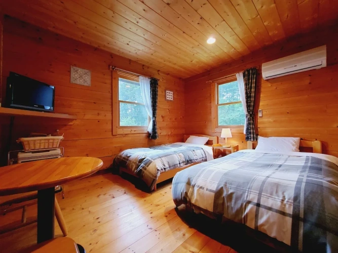 Twin Cottage