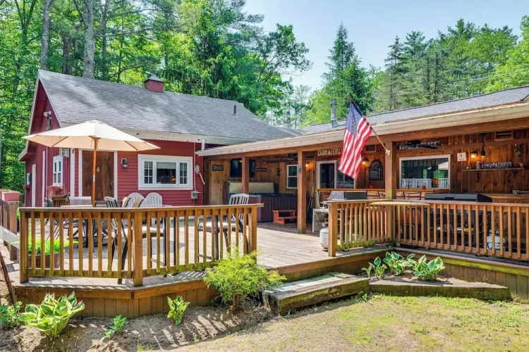 4 Bedrooms Cottage